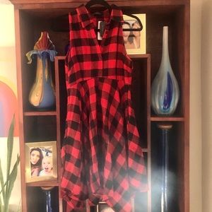 💃🏻Red and black Buffalo plaid dress NWT